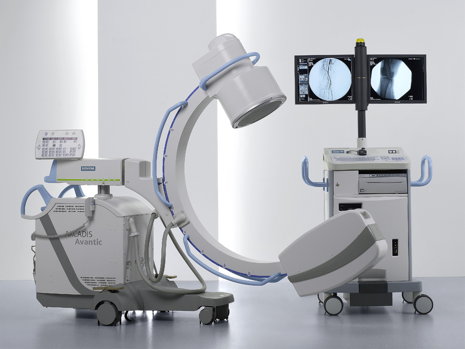Máy X quang C-Arm ARCADIS Avantic Siemens