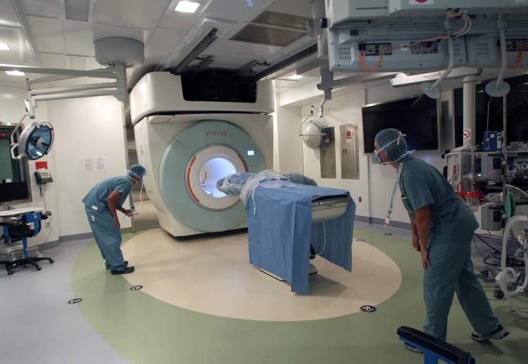 Hội thảo nâng cao hiệu quả hệ thống máy chụp cộng hưởng từ